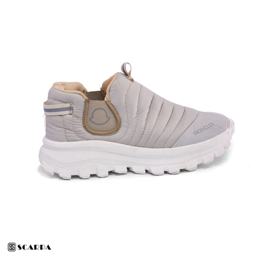 New comfartable Men's Skechers with BEIGE Color ,Model V MC2