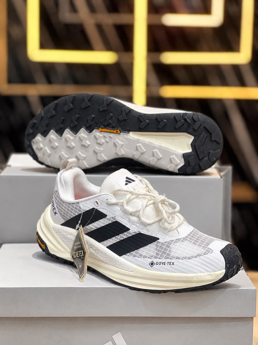 New comfartable Fashion Sneakers with WHITE Color ,Scarpa Model TERREX GORE