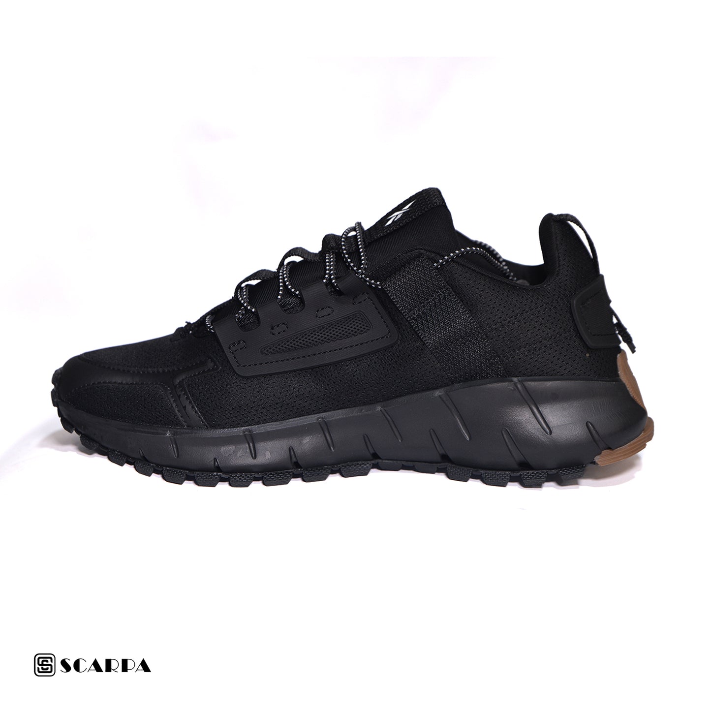 New comfortable Fashion Sneakers with BLACK Color ,Scarpa Model YZ REEBOK