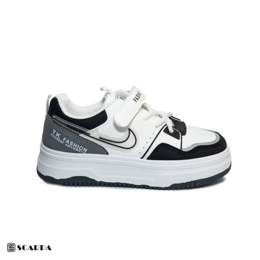 Scarpaa Comfartable Fashion KIDS Sneakers model  S-207-WHITE&BLACK