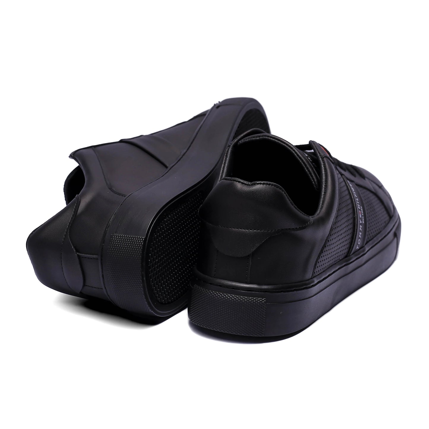 Scarpaa Comfartable Fashion Sneakers model V999 BLACK